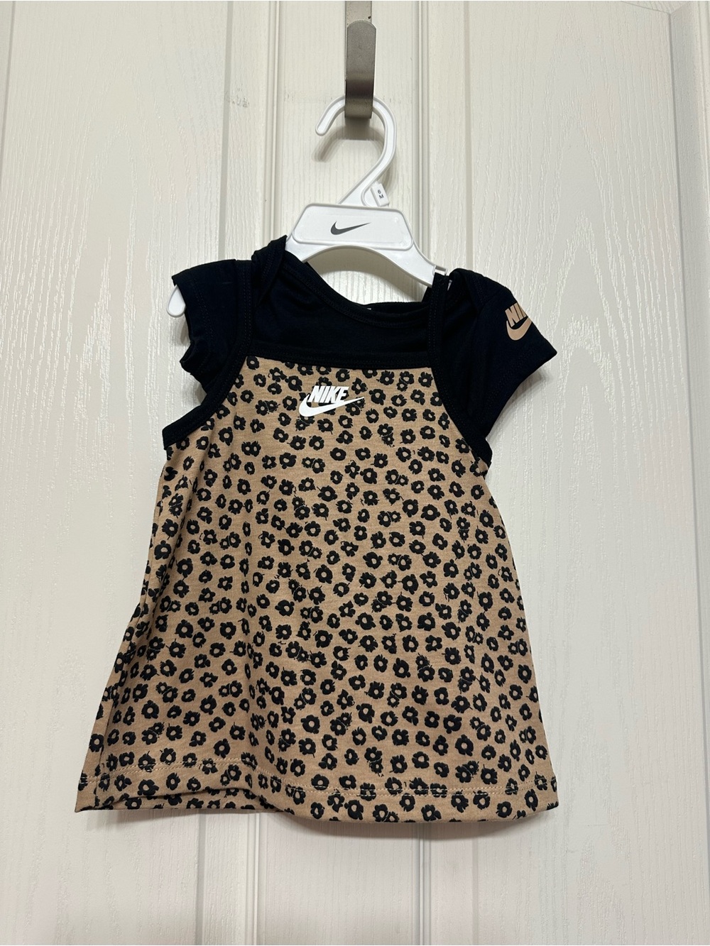 Baby Girls Nike Black and Tan Leopard Print Girls Dress- Size 6 Months - Picture 2 of 3